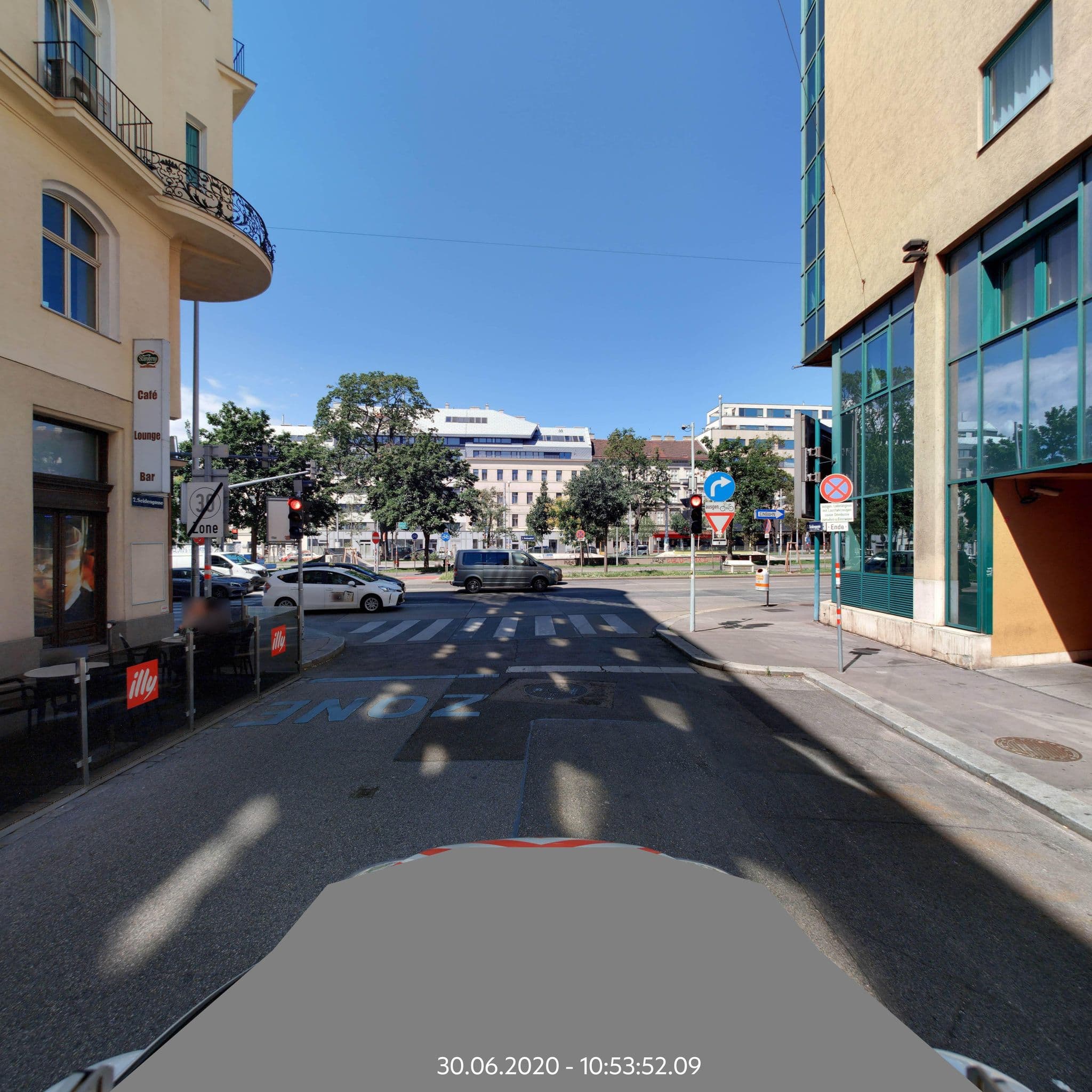 Street view near Waytostay, Neubau — © eliasgander (CC BY-SA · Mapillary)