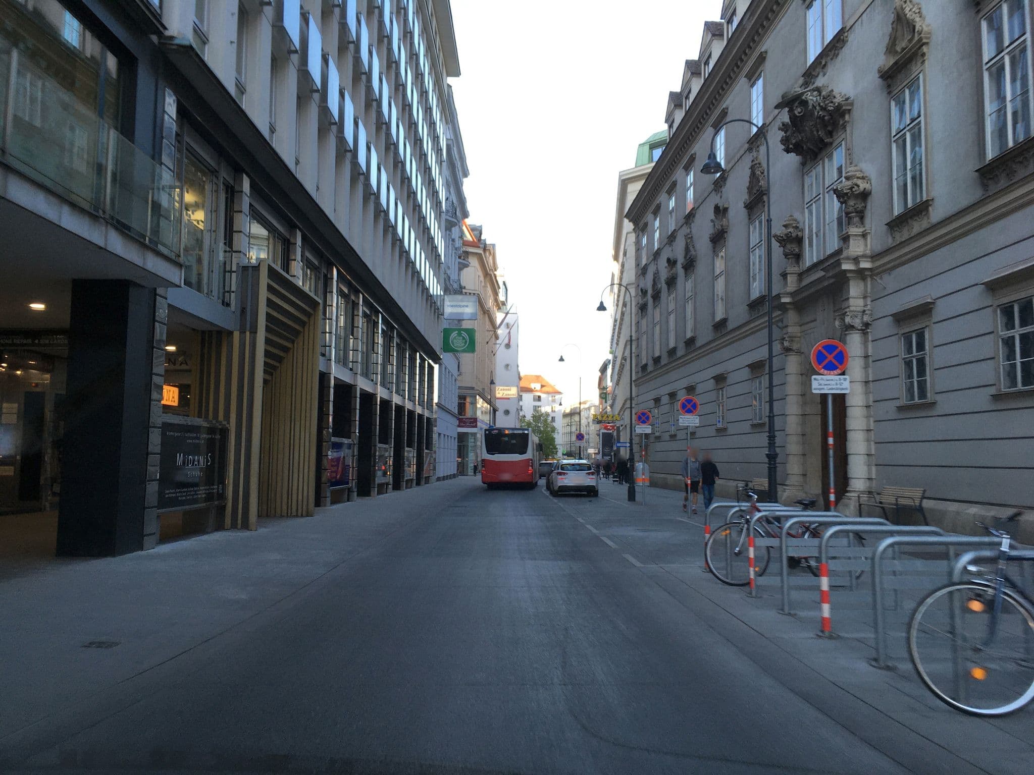 Street view near Viehhaus Buam, Vienna — © istefanos (CC BY-SA · Mapillary)