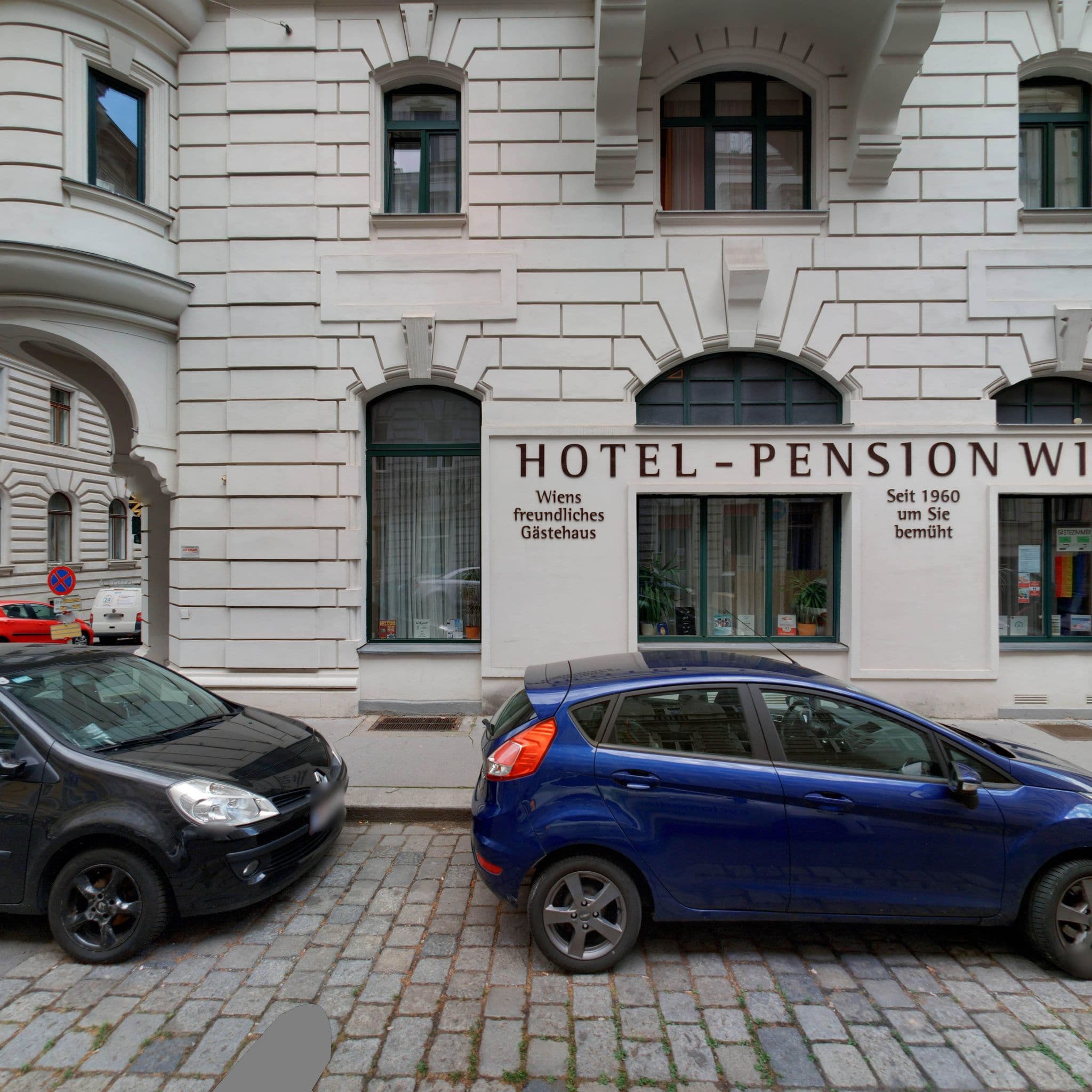 Street view near Kunz Christine, Neubau — © eliasgander (CC BY-SA · Mapillary)