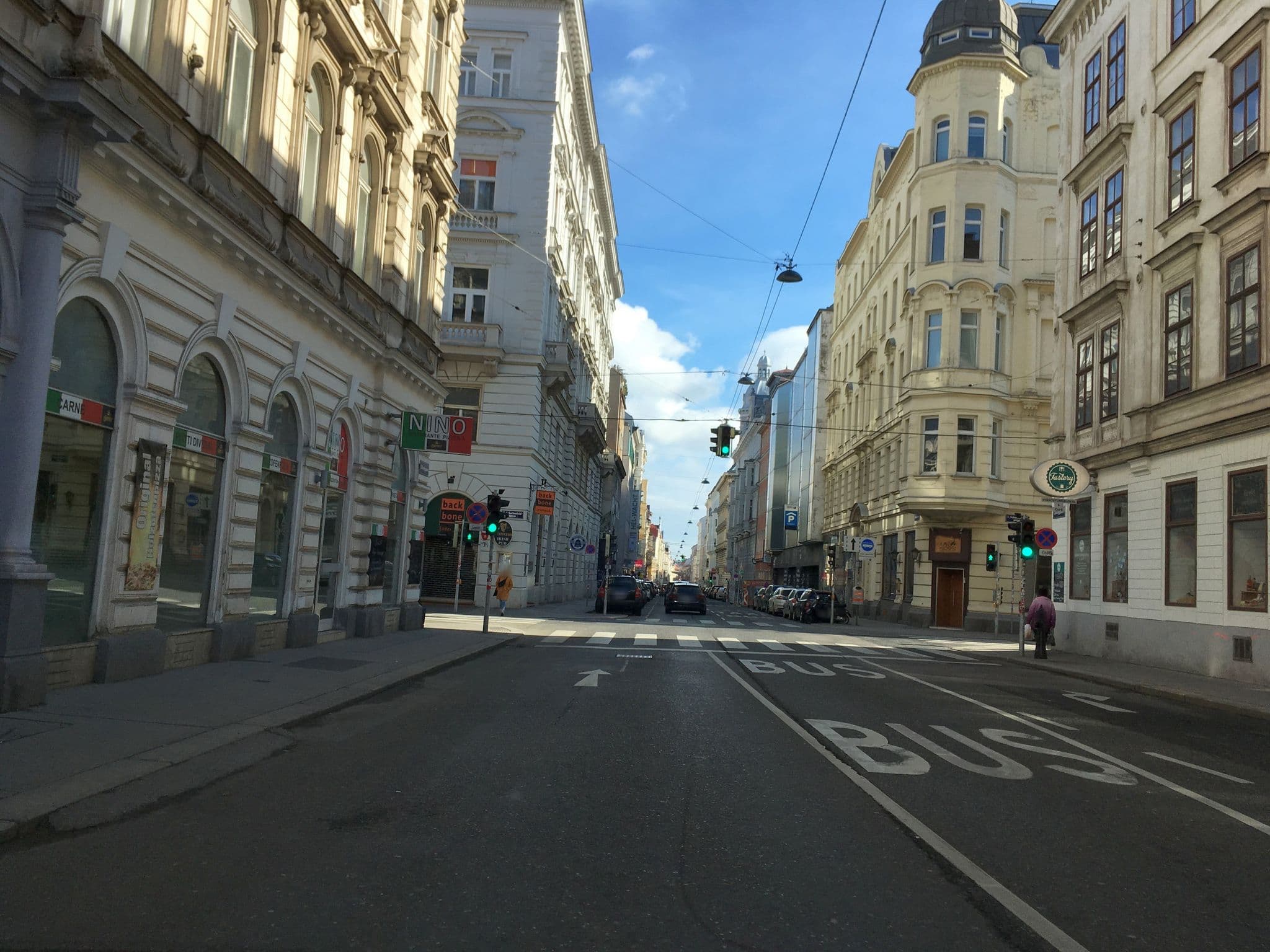 Street view near Square7 apartments, Neubau — © istefanos (CC BY-SA · Mapillary)
