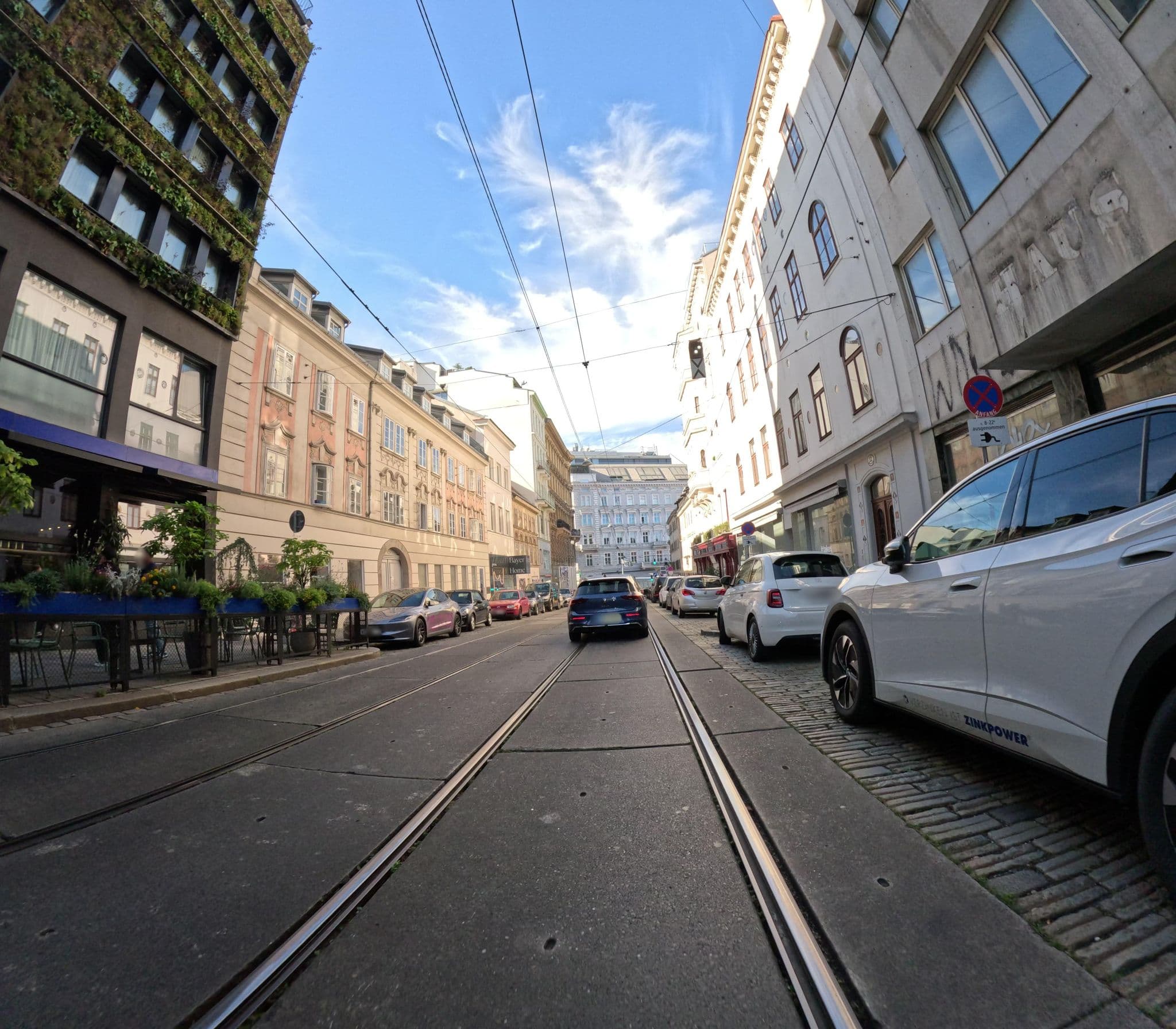 Street view near Austrotel Viennart, Neubau — © erias (CC BY-SA · Mapillary)