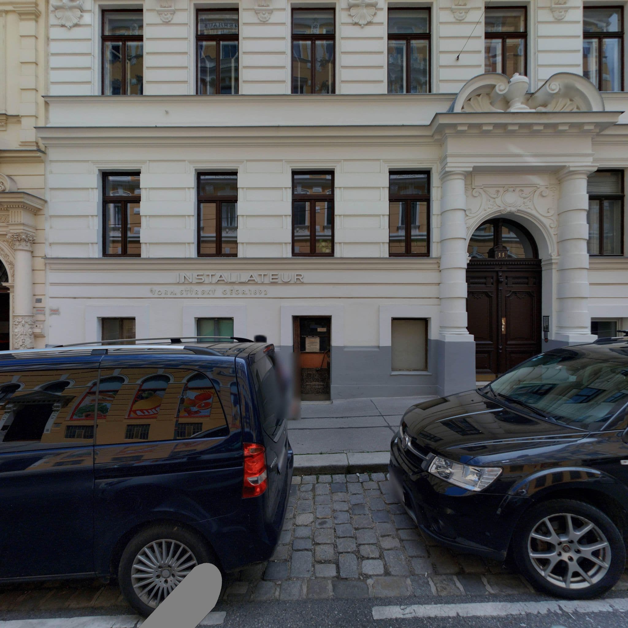 Street view near Mix & Match Airbnb, Josefstadt — © eliasgander (CC BY-SA · Mapillary)