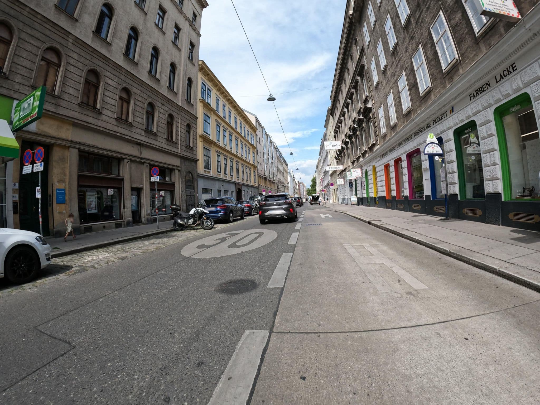 Street view near Vienna Living, Mariahilf — © erias (CC BY-SA · Mapillary)