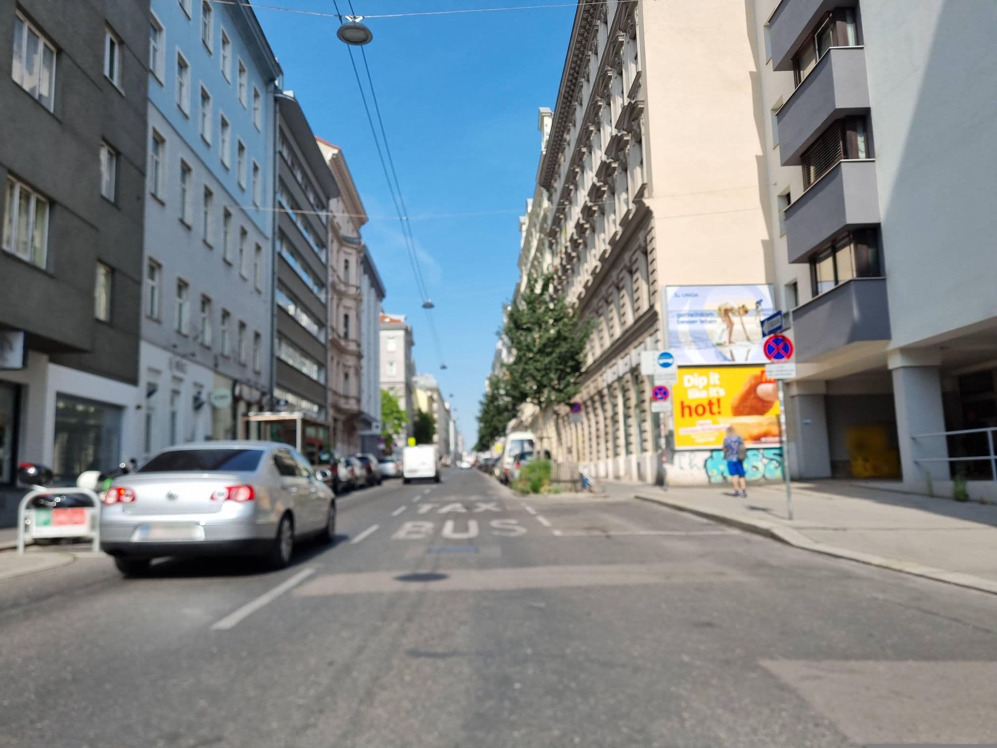 Street view near Jugendherberge Myrthengasse 1070 Vienna, Neubau — © starfury (CC BY-SA · Mapillary)