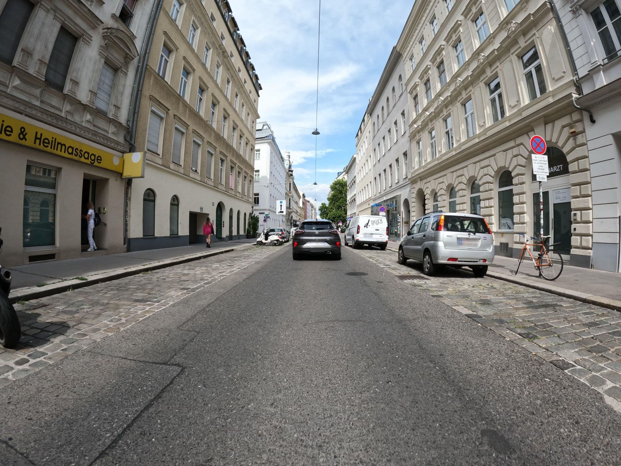 Street view near Safestay Hotel, Mariahilf — © erias (CC BY-SA · Mapillary)