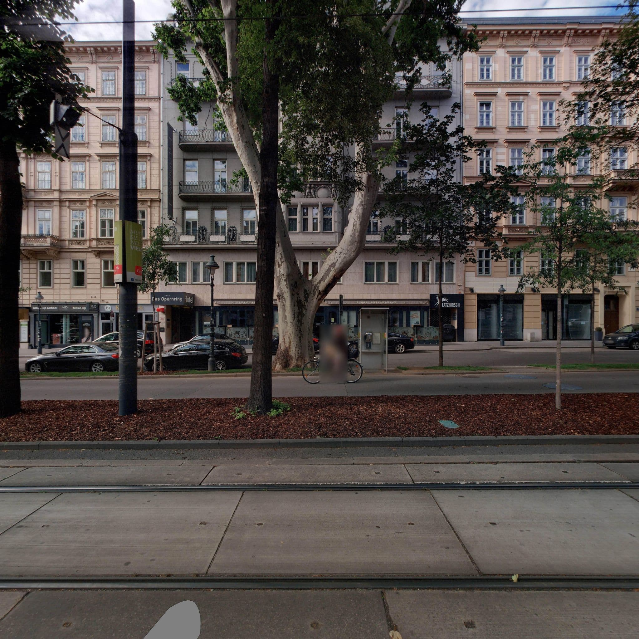 Street view near Das Opernring, Vienna — © eliasgander (CC BY-SA · Mapillary)