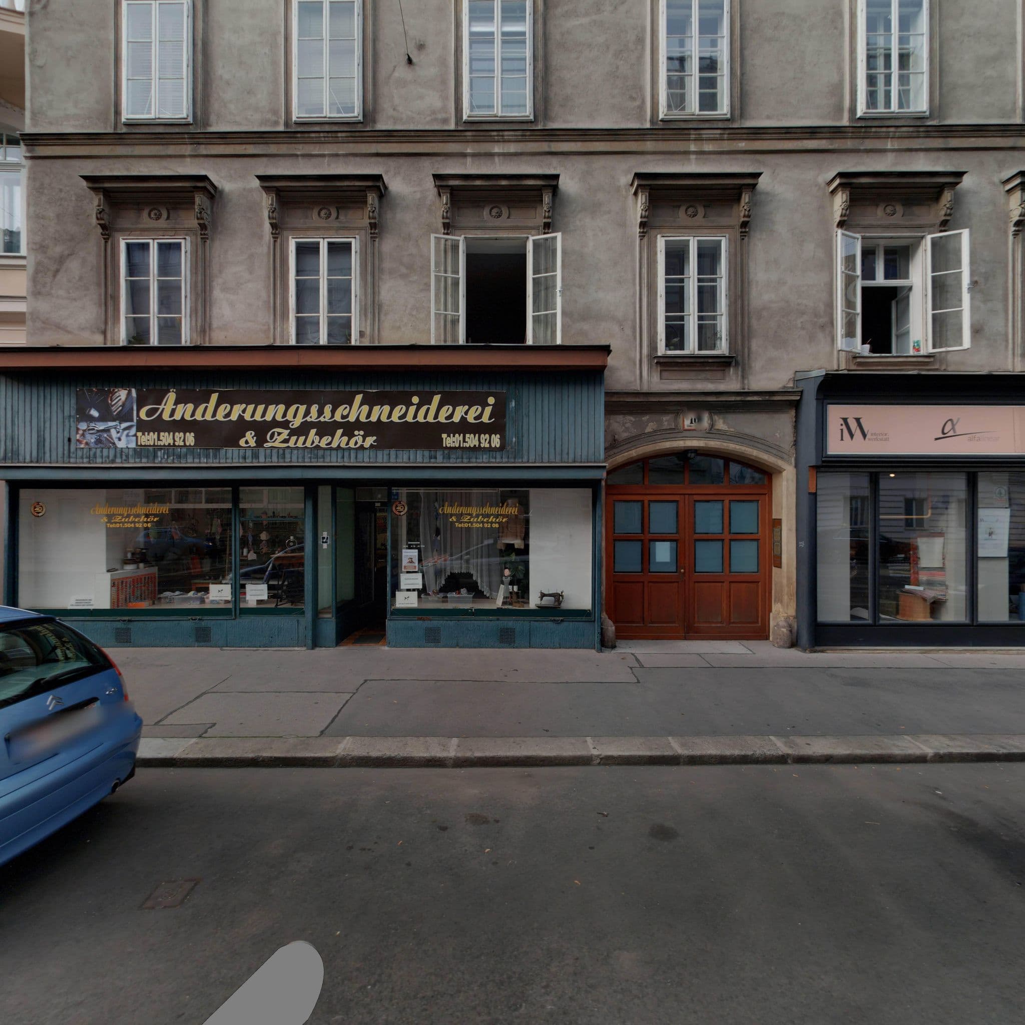 Street view near Kremslehner Hotels GmbH, Mariahilf — © eliasgander (CC BY-SA · Mapillary)