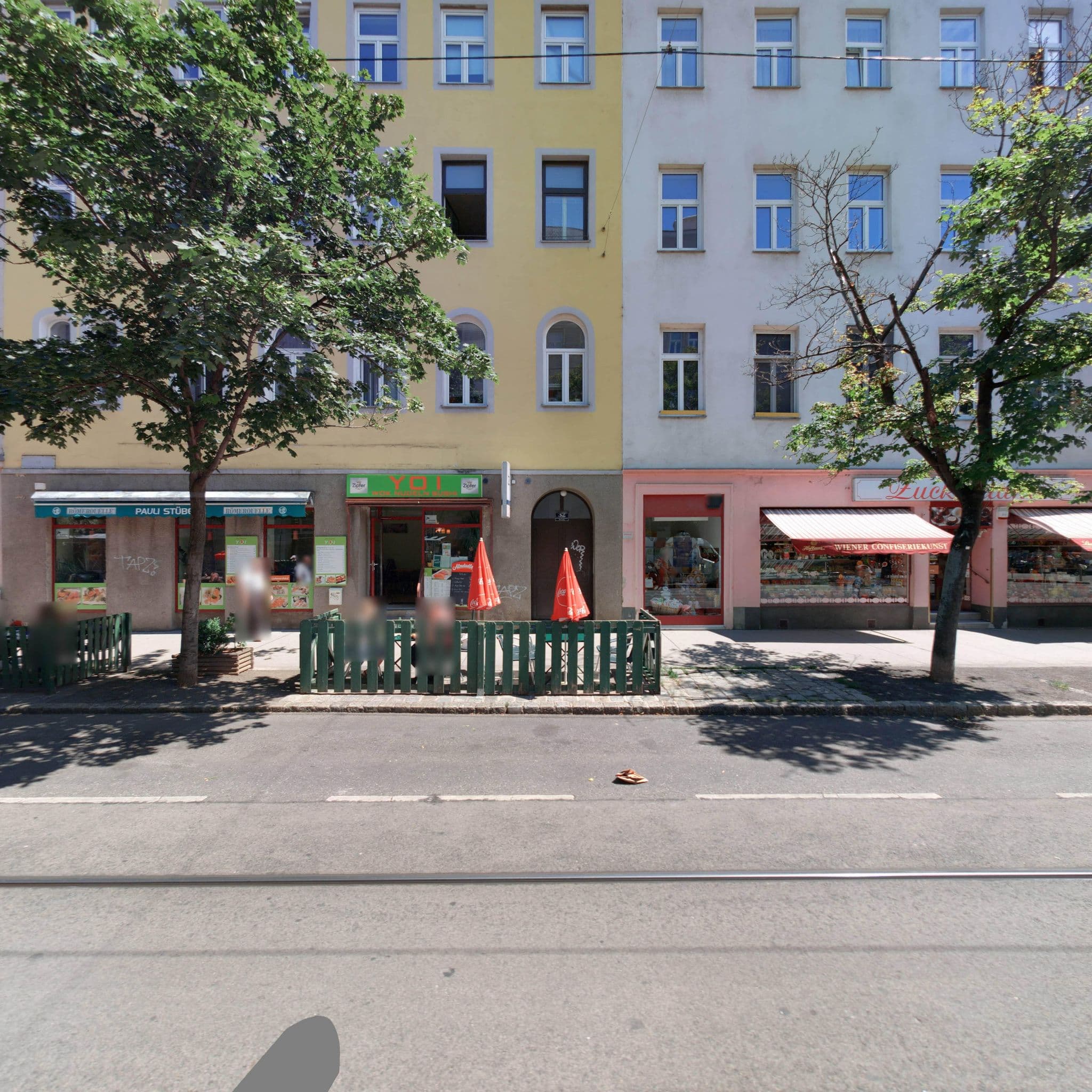Street view near Pauli Stüberl, Alsergrund — © eliasgander (CC BY-SA · Mapillary)