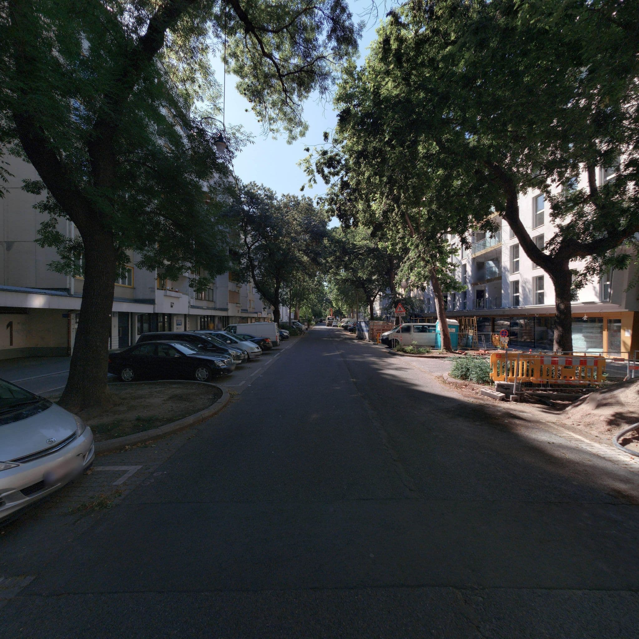 Street view near Steiner Residencies Vienna Vorgartenstraße, Landstraße — © eliasgander (CC BY-SA · Mapillary)