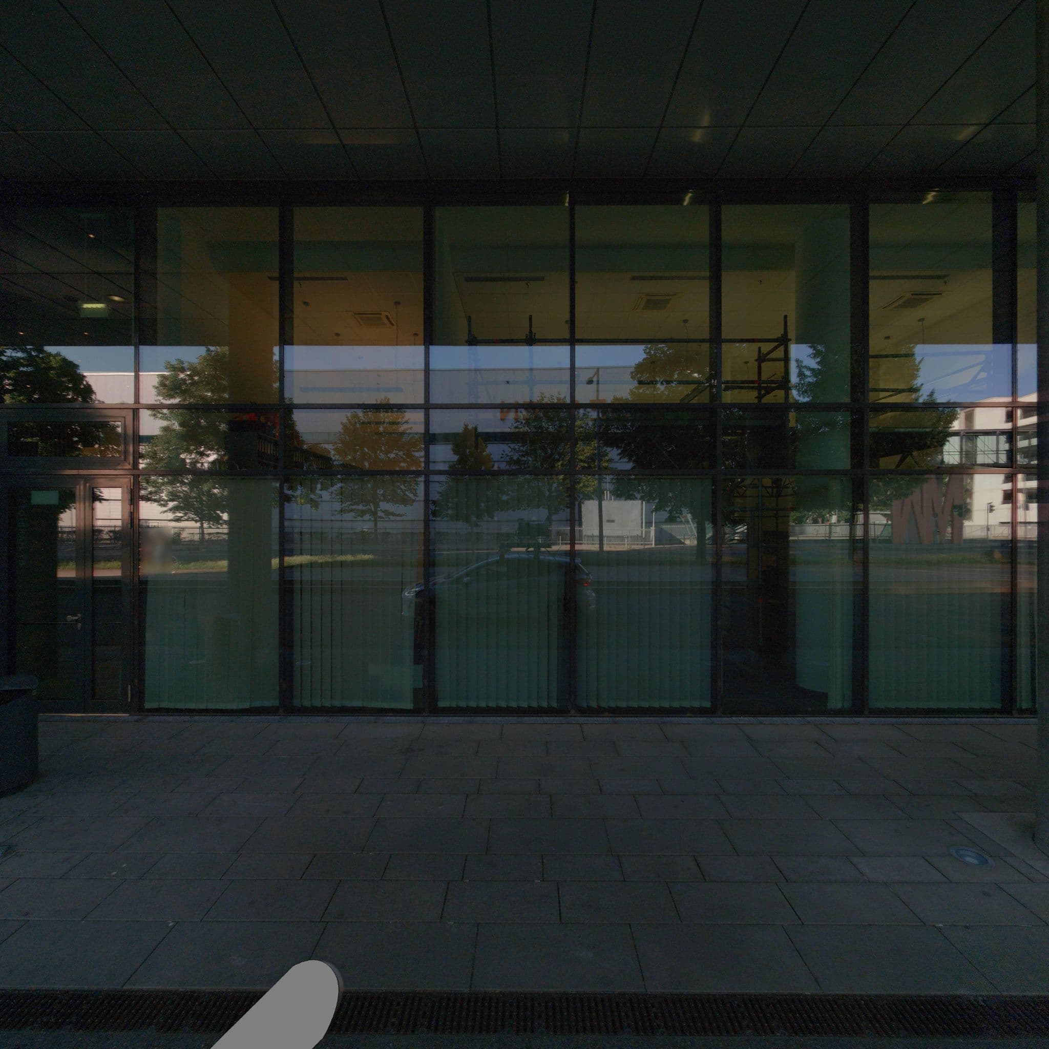 Street view near Courtyard by Marriott Vienna Prater/Messe, Landstraße — © eliasgander (CC BY-SA · Mapillary)
