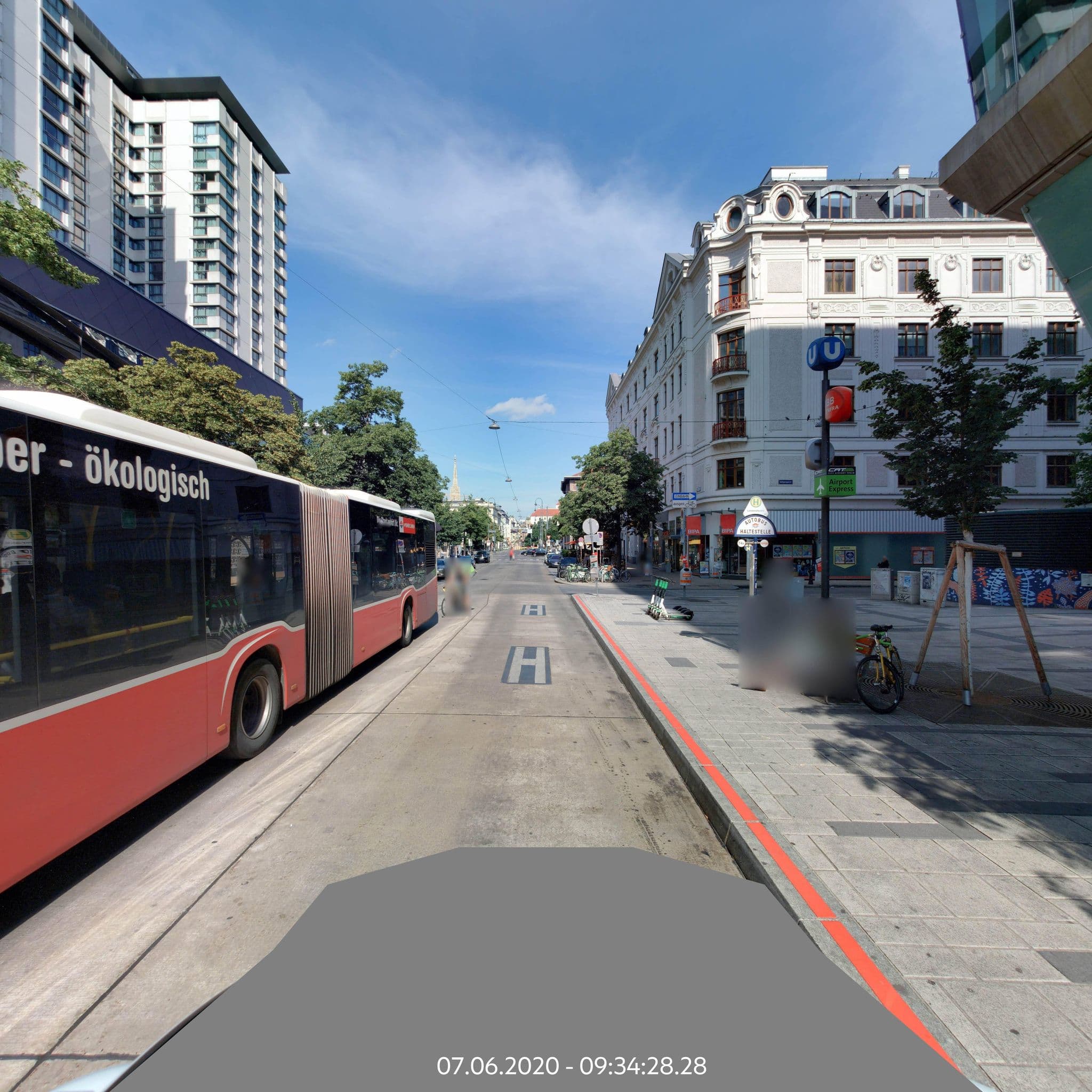 Street view near Abracaf Viena 2013, Landstraße — © eliasgander (CC BY-SA · Mapillary)