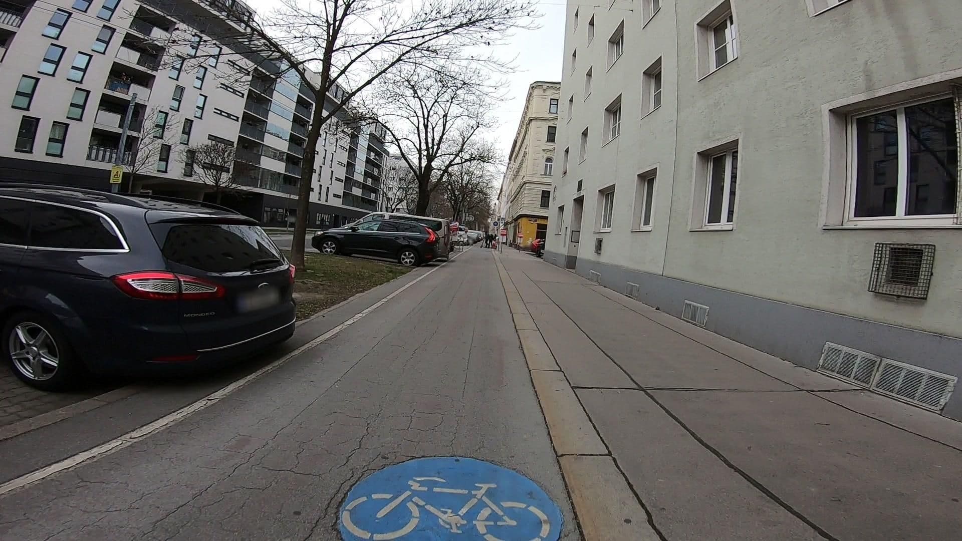 Street view near AJO Apartments Messe, Landstraße — © Demido (CC BY-SA · Mapillary)