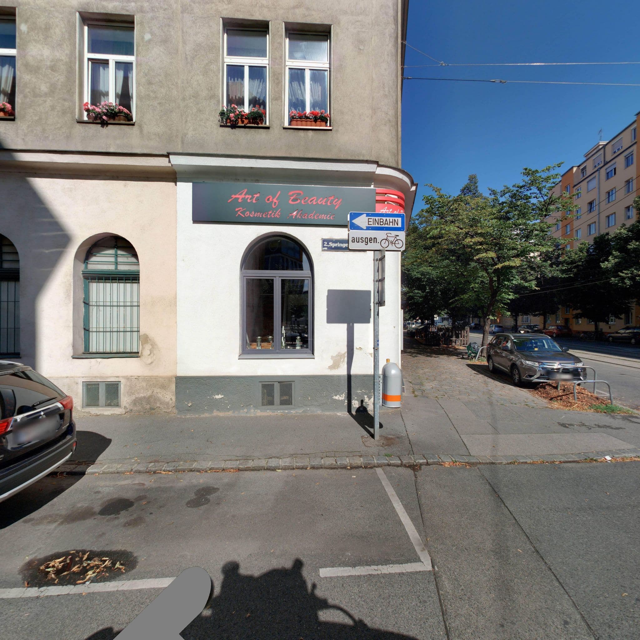 Street view near Amici Apartment Prater, Innere Stadt — © eliasgander (CC BY-SA · Mapillary)