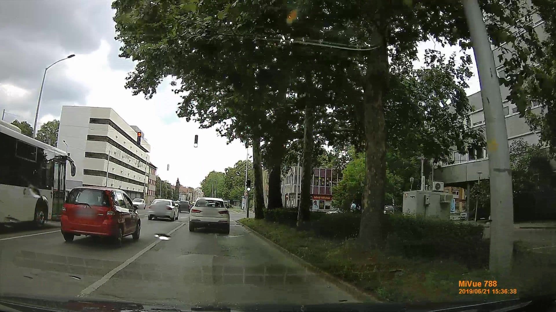 Street view near Hortenzia Apartman Pécs, Pécs — © geox123 (CC BY-SA · Mapillary)