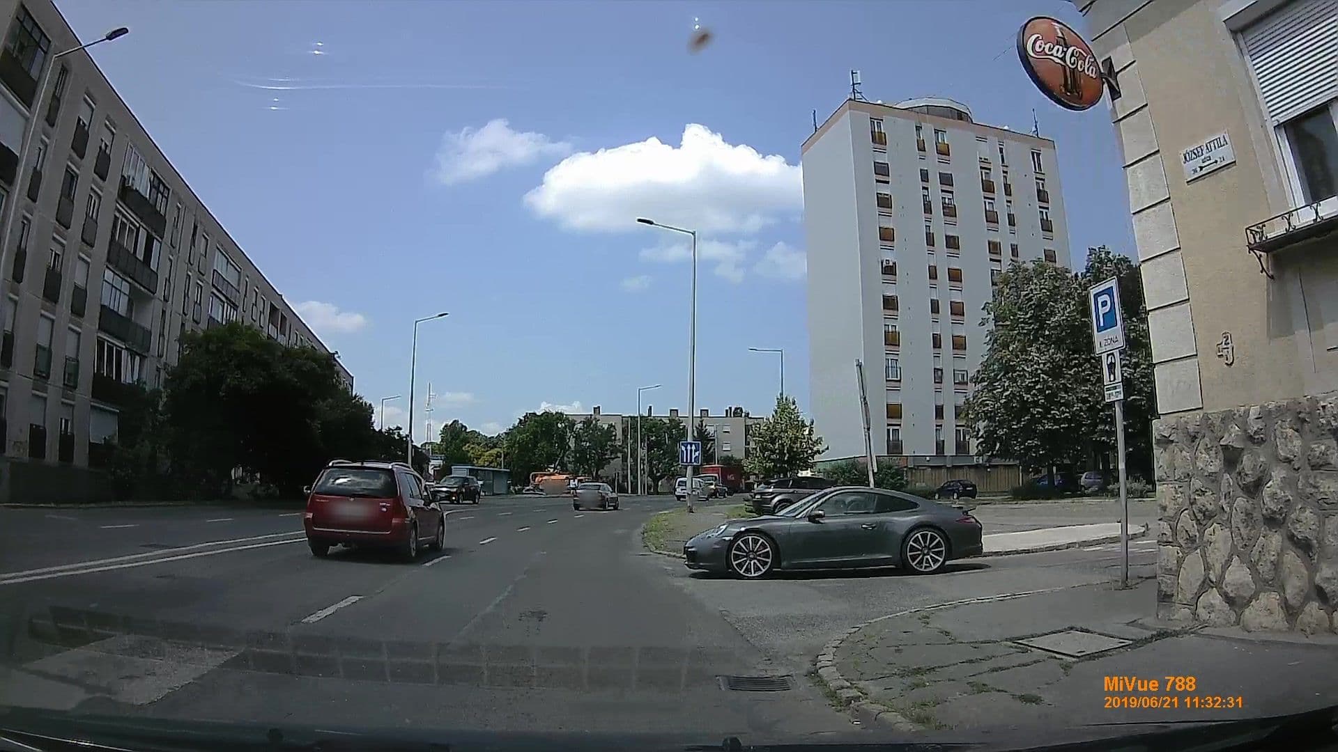 Street view near Szalon Király Fogadó, Pécs — © geox123 (CC BY-SA · Mapillary)
