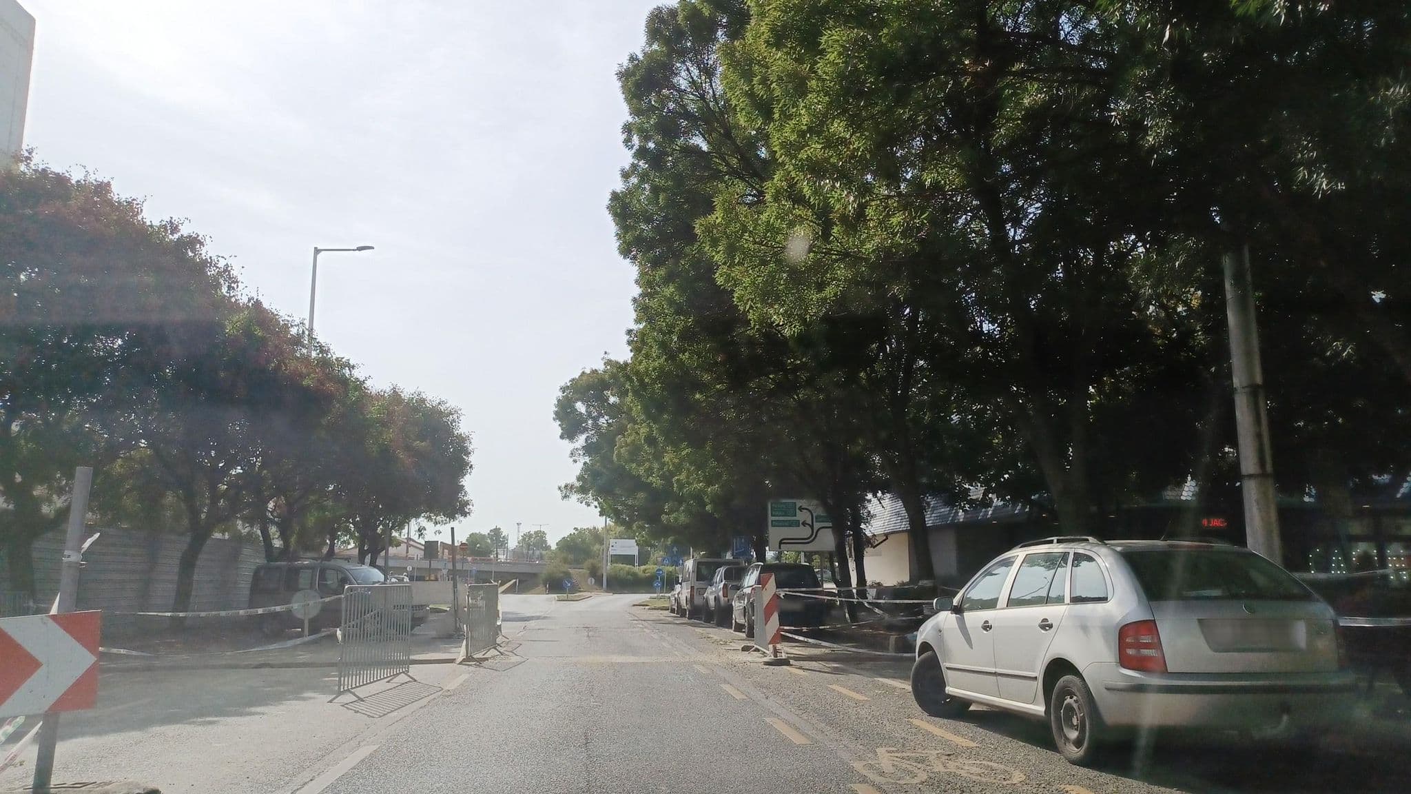 Street view near Fórum Szálló, Pécs — © gpsjani (CC BY-SA · Mapillary)