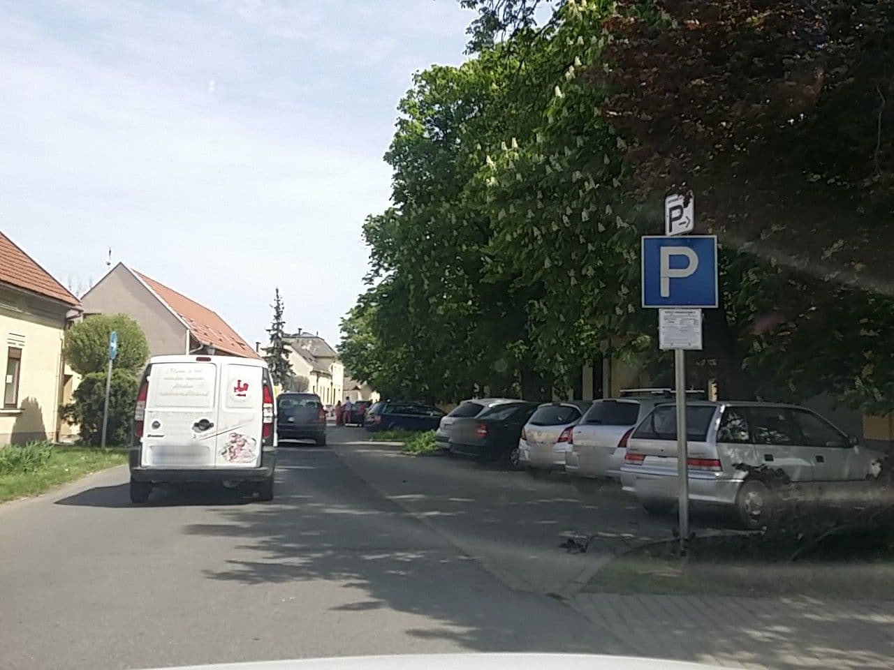 Street view near Elizabeth Hotel, Gyula — © utvonalfelmeresek (CC BY-SA · Mapillary)