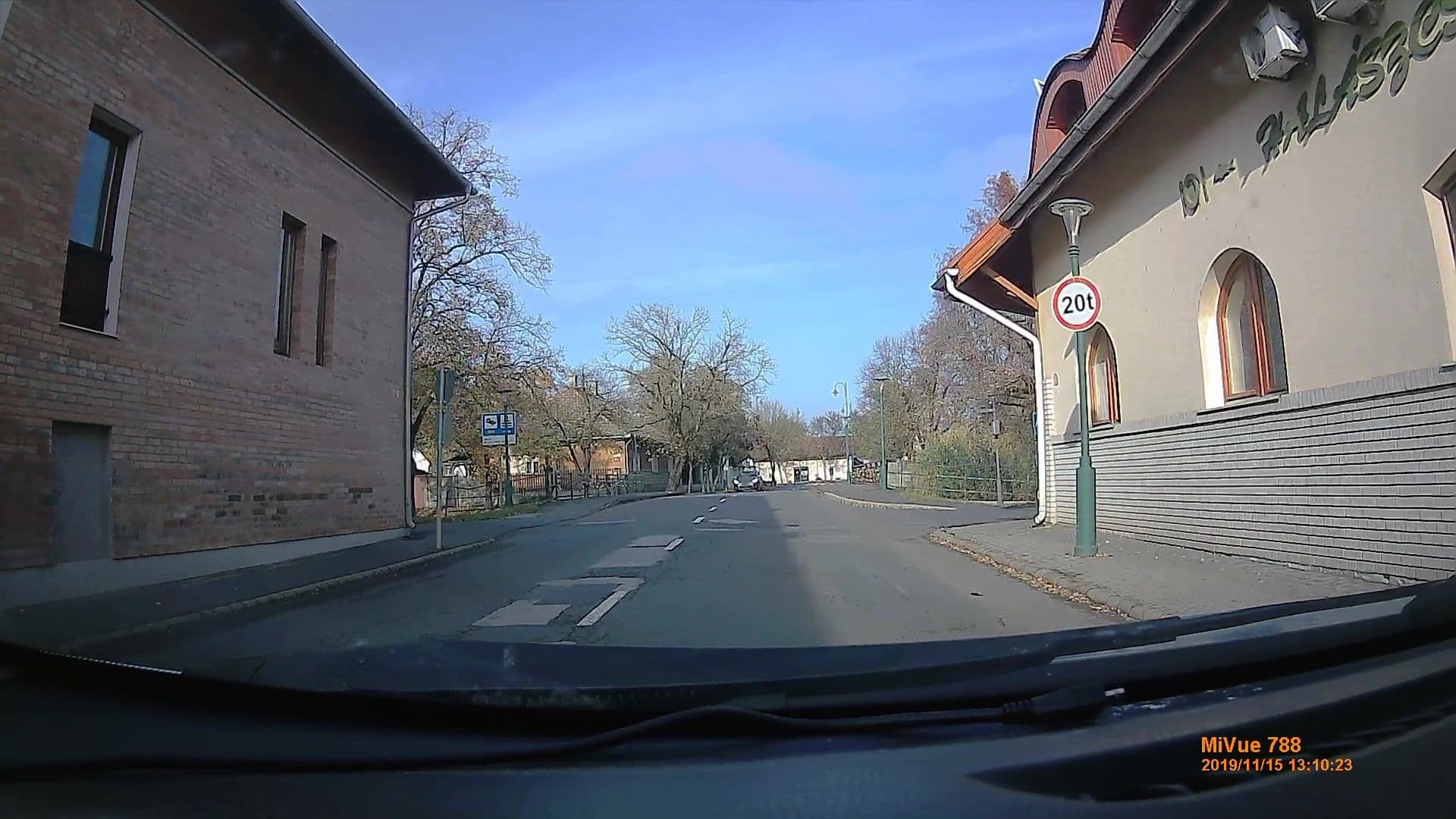 Street view near Albatrosz Apartman, Gyula — © geox123 (CC BY-SA · Mapillary)