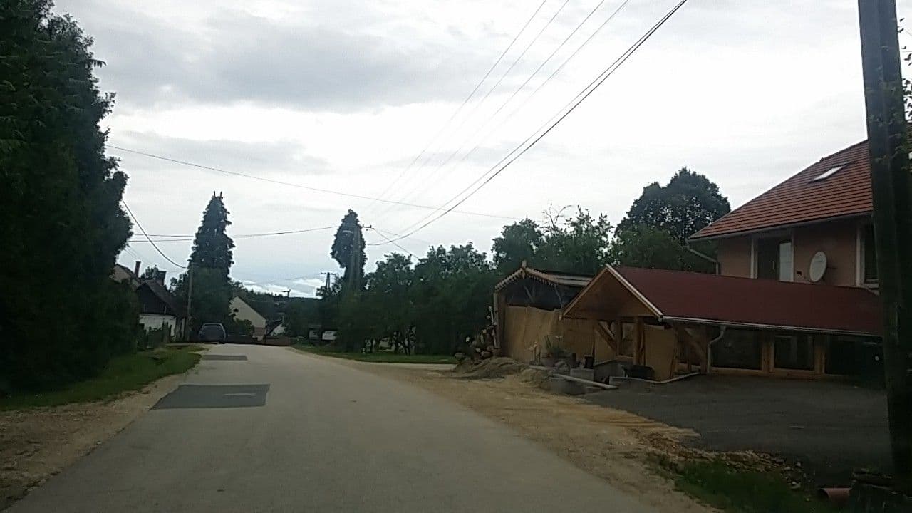 Street view near Fazekas vendeghaz es kemping, Zalalövő — © utvonalfelmeresek (CC BY-SA · Mapillary)