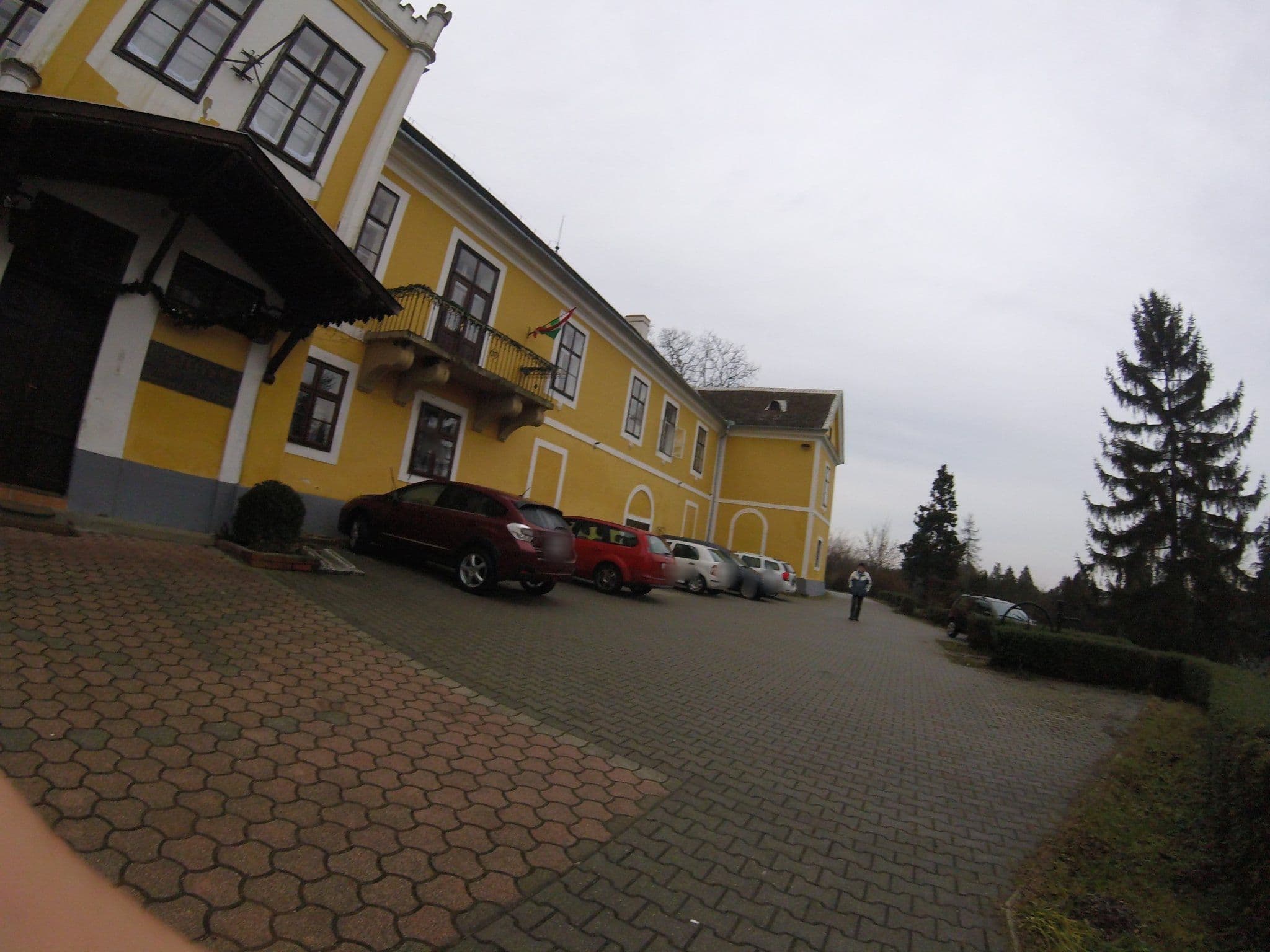 Street view near Sitkei Kastélyfogadó, Sárvár — © utvonalfelmeresek (CC BY-SA · Mapillary)