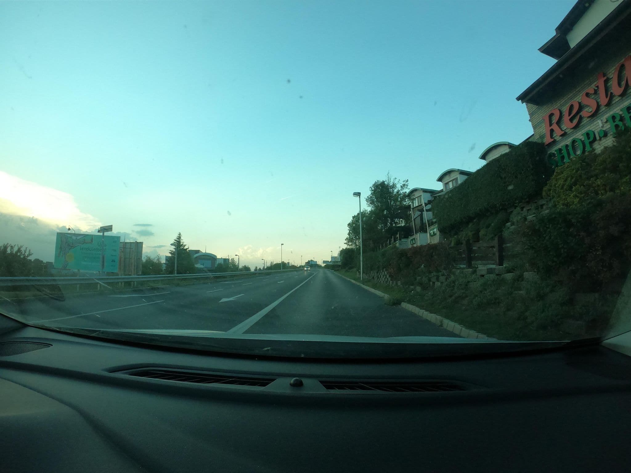 Street view near Rosengarten Hotel és Étterem, Sopron — © vst (CC BY-SA · Mapillary)