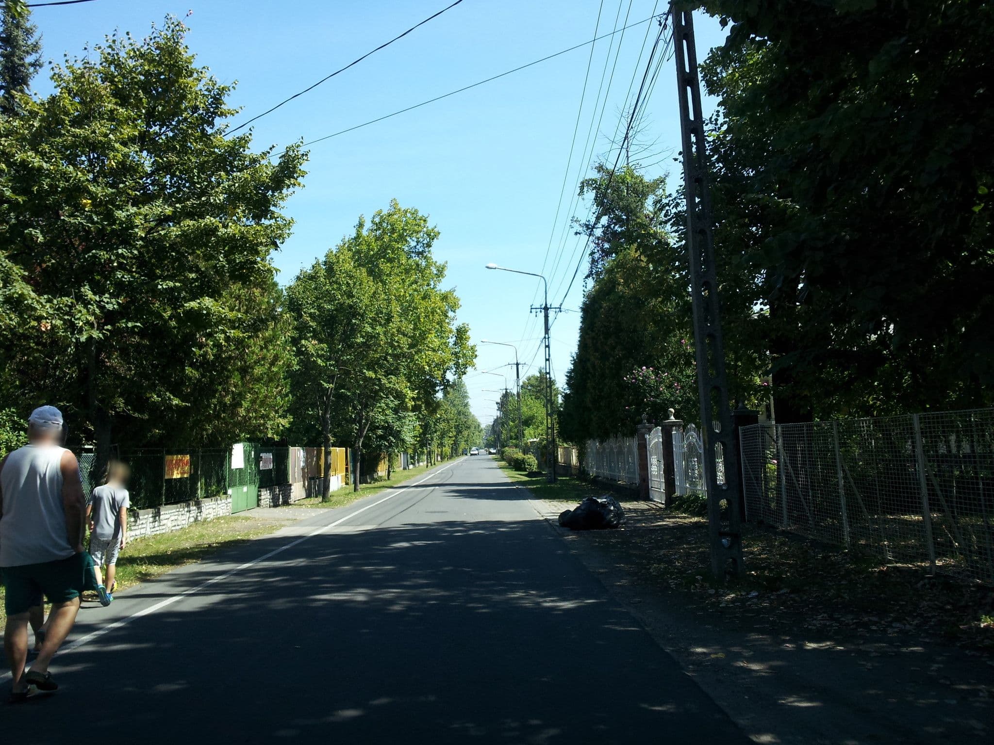 Street view near Kiss Apartmanház, Zamárdi — © kolesajr (CC BY-SA · Mapillary)