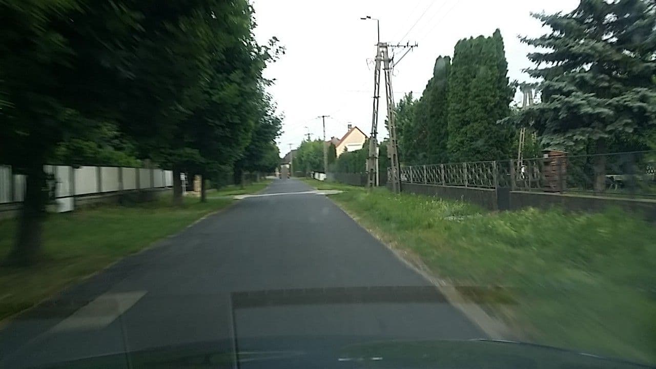 Street view near Magdolna Apartmanház Vonyarcvashegy, Vonyarcvashegy — © vst (CC BY-SA · Mapillary)