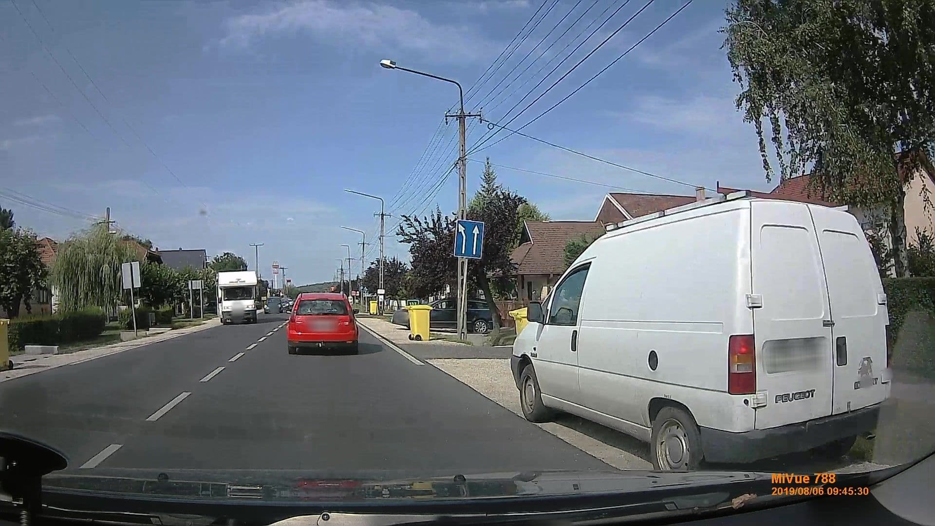 Street view near Eleonóra Villa, Balatonlelle — © geox123 (CC BY-SA · Mapillary)