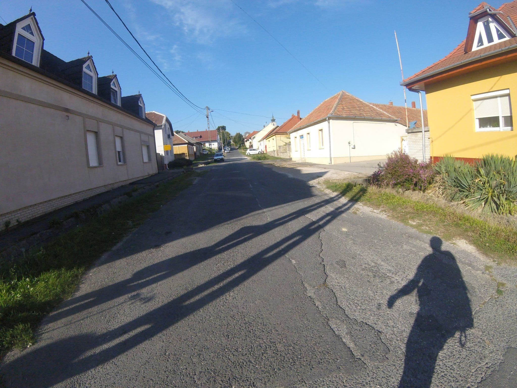 Street view near Kiss Mate Panzio, Keszthely — © utvonalfelmeresek (CC BY-SA · Mapillary)