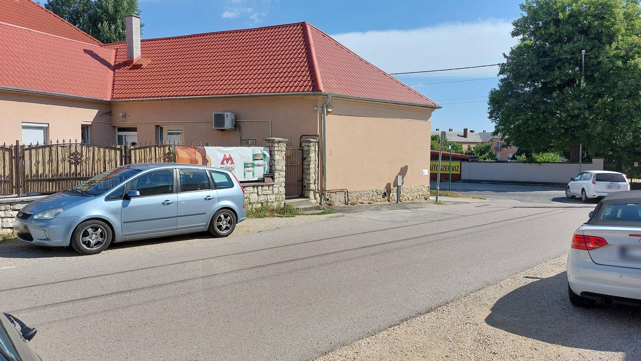 Street view near Belvárosi Apartmanház Zirc, Zirc — © vasony (CC BY-SA · Mapillary)