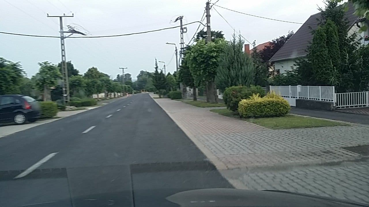 Street view near Centrum Nyaraló Vonyarcvashegy, Vonyarcvashegy — © vst (CC BY-SA · Mapillary)