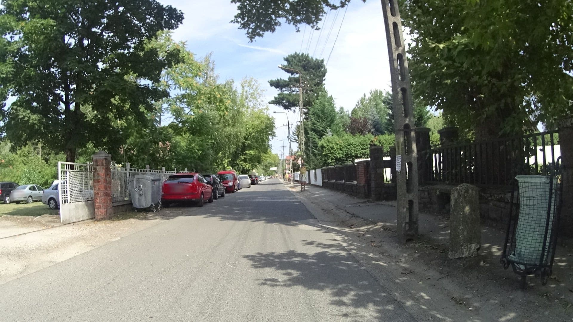 Street view near Rózsa Üdülőház Balatonlelle, Balatonlelle — © ramap (CC BY-SA · Mapillary)