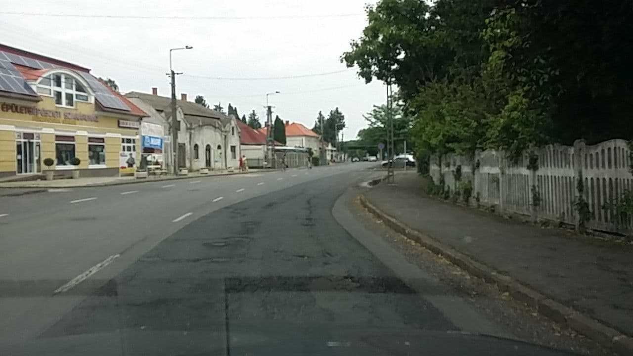 Street view near Hullám Hostel, Révfülöp — © vst (CC BY-SA · Mapillary)