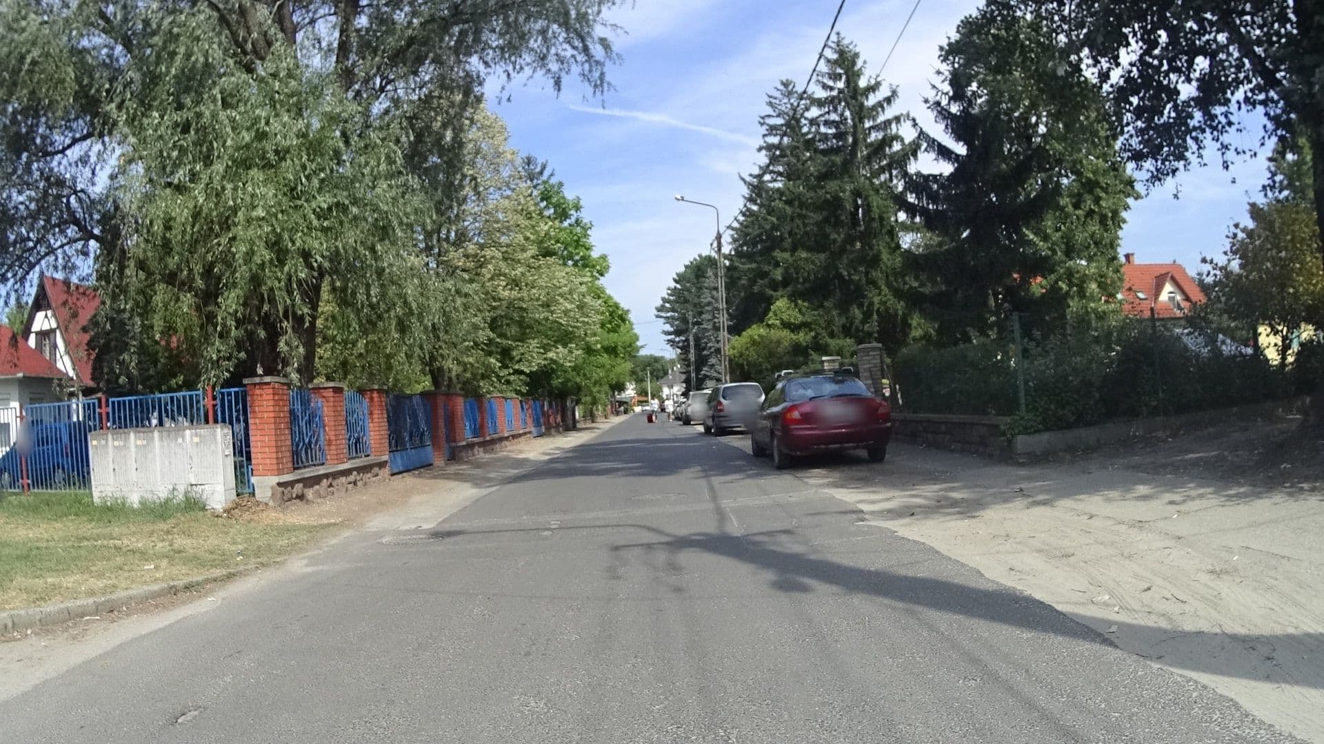 Street view near Hortenzia Apartmanház, Balatonlelle — © ramap (CC BY-SA · Mapillary)