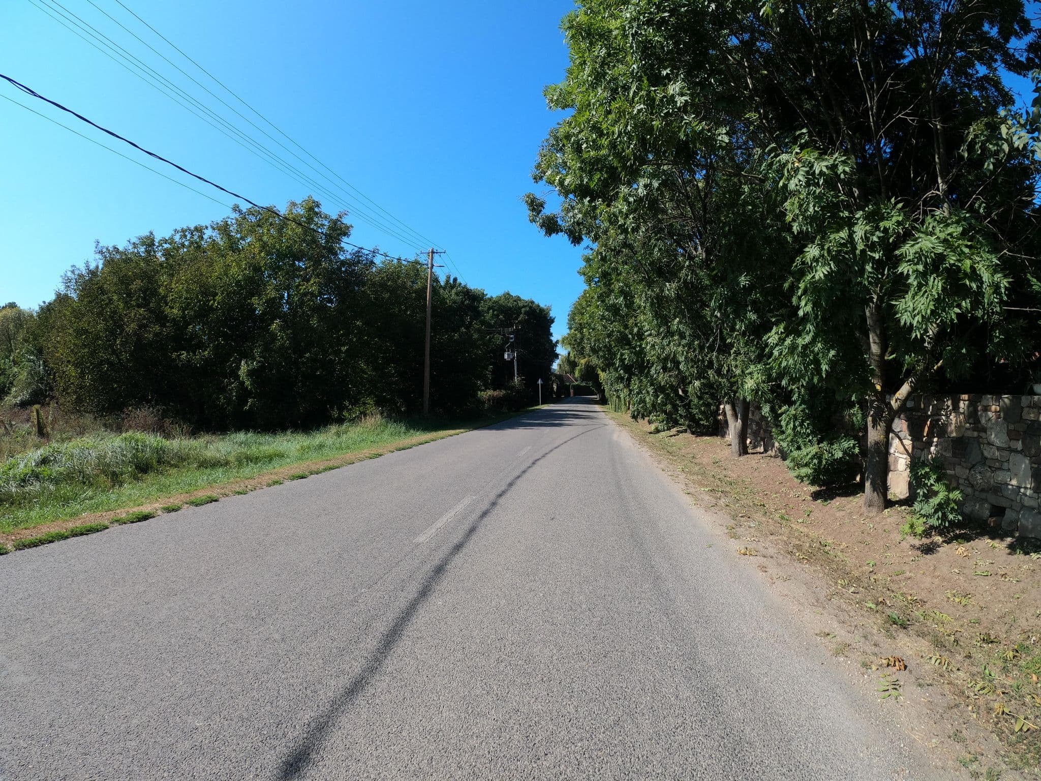 Street view near Szentbékkála Sárvári Panzió, Révfülöp — © knusprig (CC BY-SA · Mapillary)