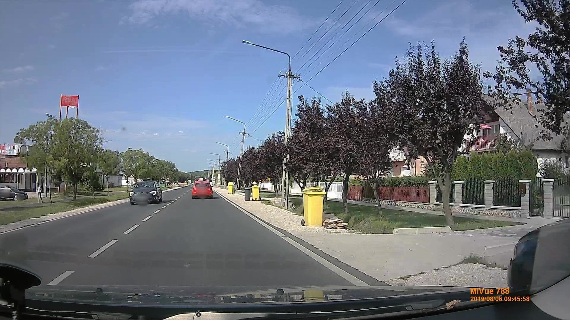 Street view near Kádár Apartmanház, Balatonlelle — © geox123 (CC BY-SA · Mapillary)