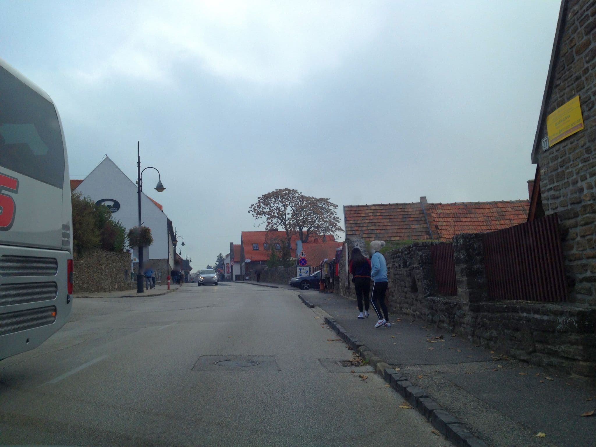 Street view near Kossuth Lajos Utca 73 Apartman Nabuka, Tihany — © istefanos (CC BY-SA · Mapillary)