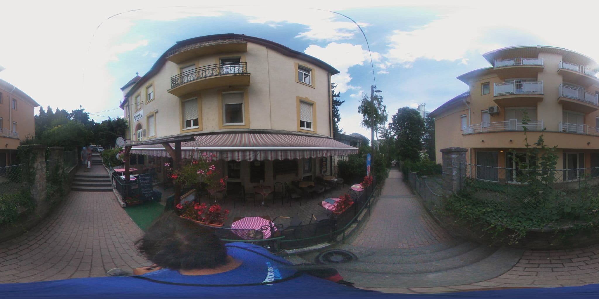 Street view near Kőnig Apartman Hévíz, Hévíz — © kami911 (CC BY-SA · Mapillary)