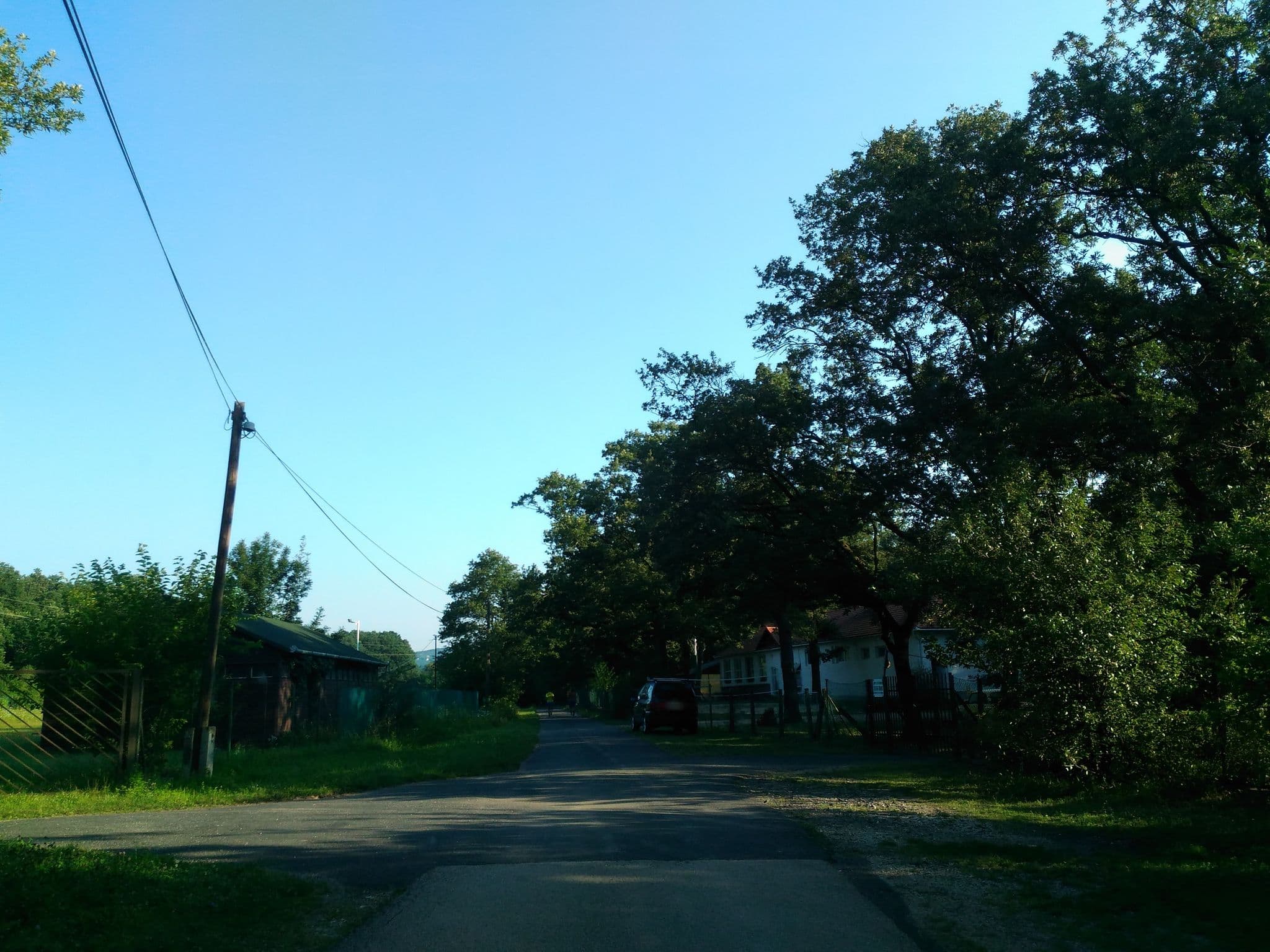Street view near László Gimnázium Tábora, Zánka — © esandorhu (CC BY-SA · Mapillary)