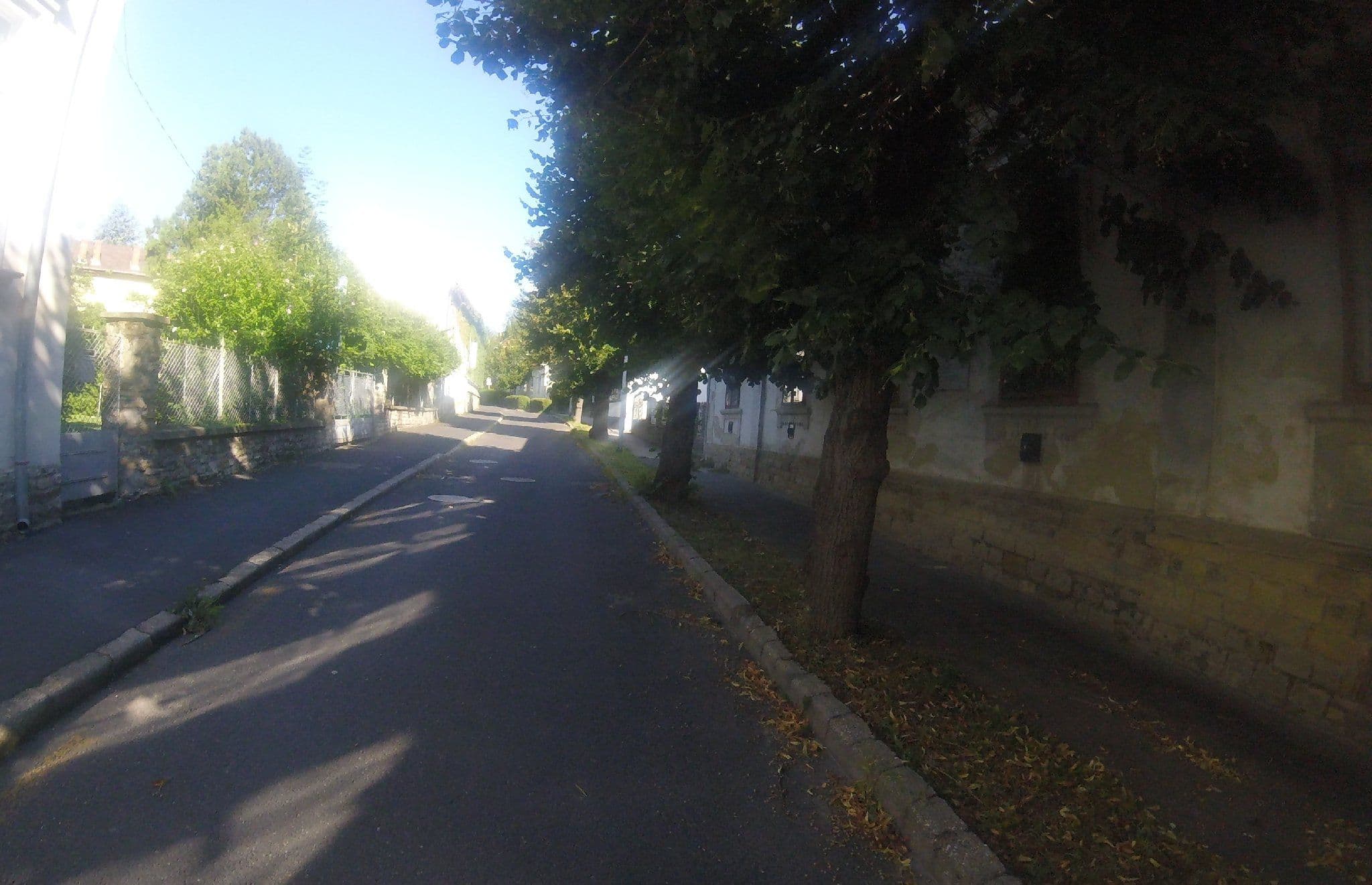 Street view near Golden Yacca Vendégház, Keszthely — © utvonalfelmeresek (CC BY-SA · Mapillary)