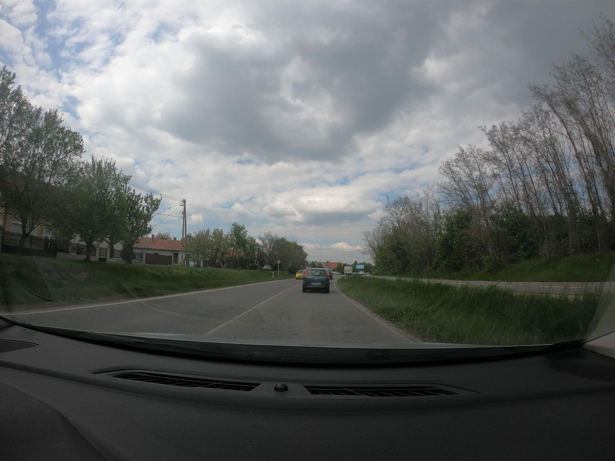 Street view near Zimmer Frei a Sanyiéknál, Balatonalmádi — © vst (CC BY-SA · Mapillary)
