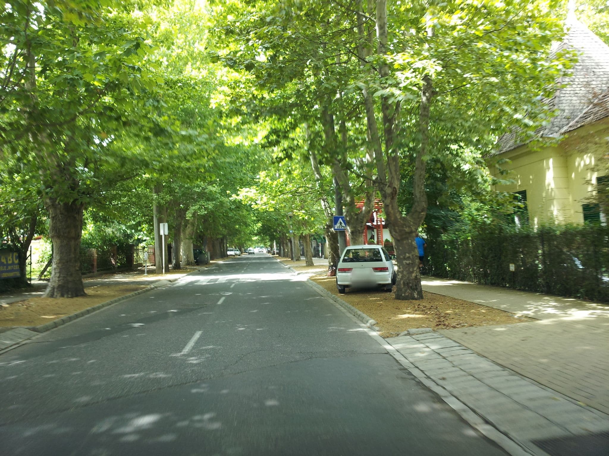 Street view near Apartman Bella Hotel ***, Siófok — © kolesajr (CC BY-SA · Mapillary)