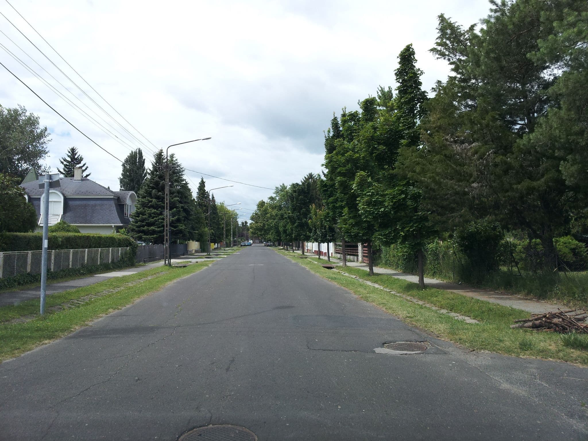 Street view near Wolf apatrman, Siófok — © kolesajr (CC BY-SA · Mapillary)
