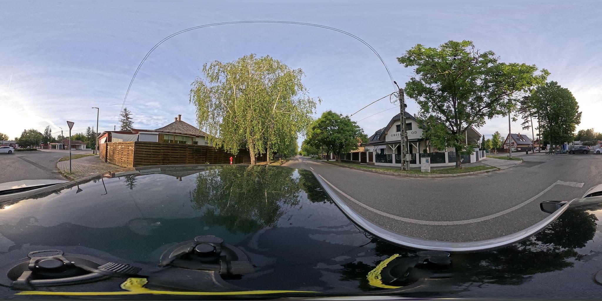 Street view near Hotel Pelso, Siófok — © kami911 (CC BY-SA · Mapillary)