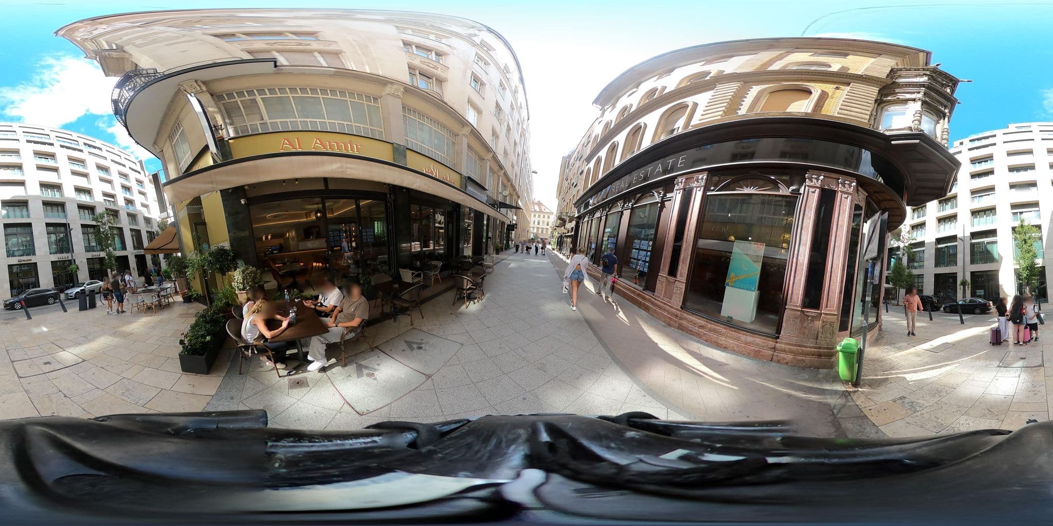 Street view near Elizabeth Apartman-Hostel, Budapest V. kerület — © grozsa11 (CC BY-SA · Mapillary)