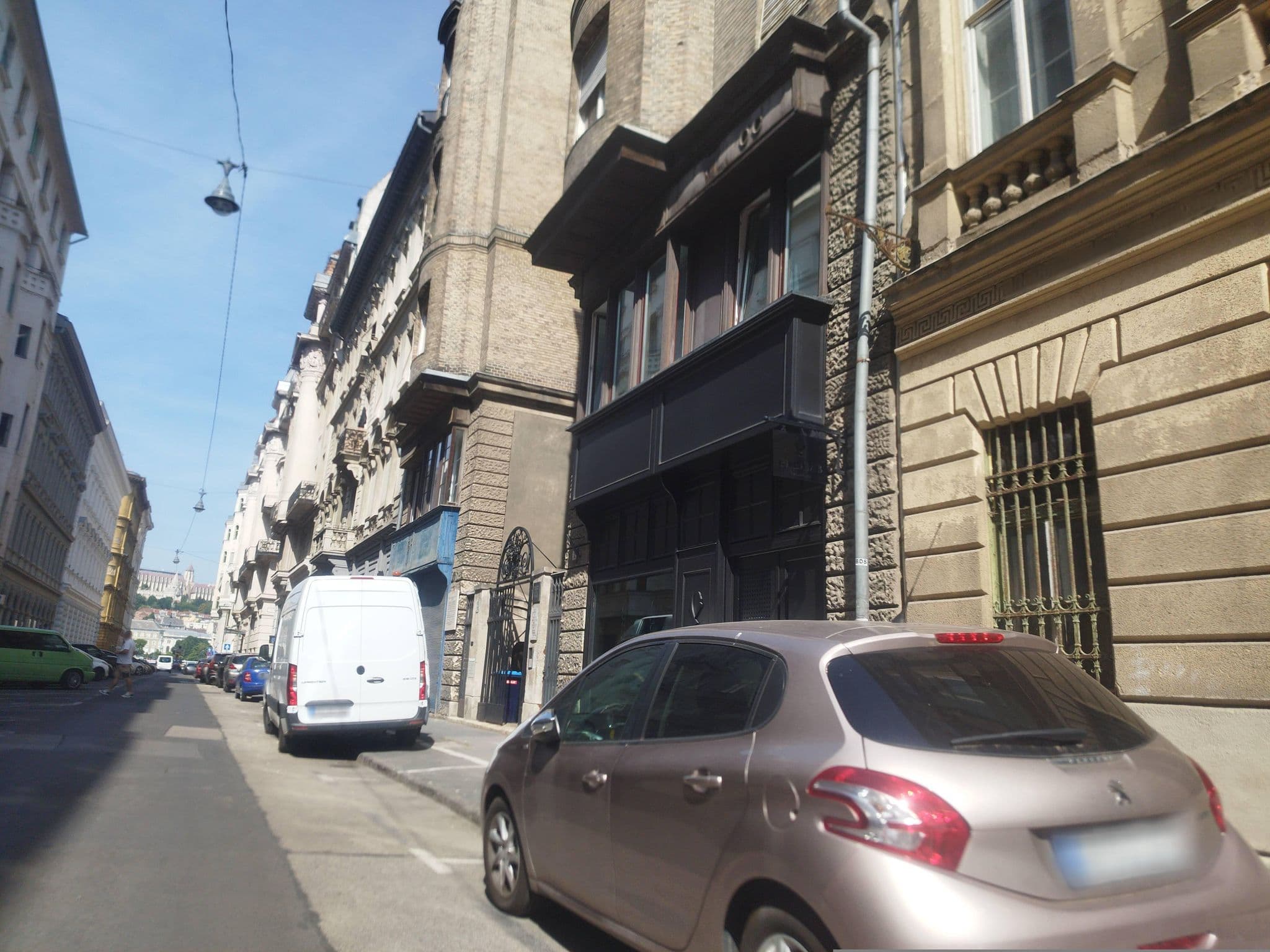 Street view near zoltan appartmes, Lipótváros — © grozsa11 (CC BY-SA · Mapillary)