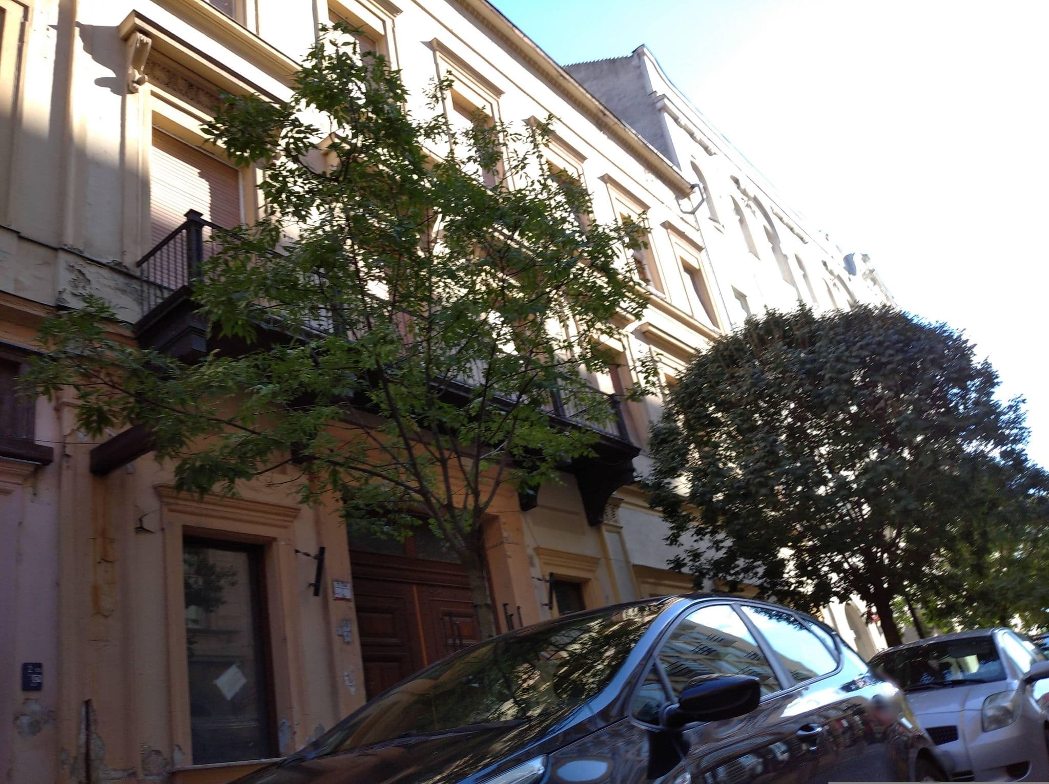 Street view near Empedocle Comfort Suite, Budapest V. kerület — © grozsa11 (CC BY-SA · Mapillary)