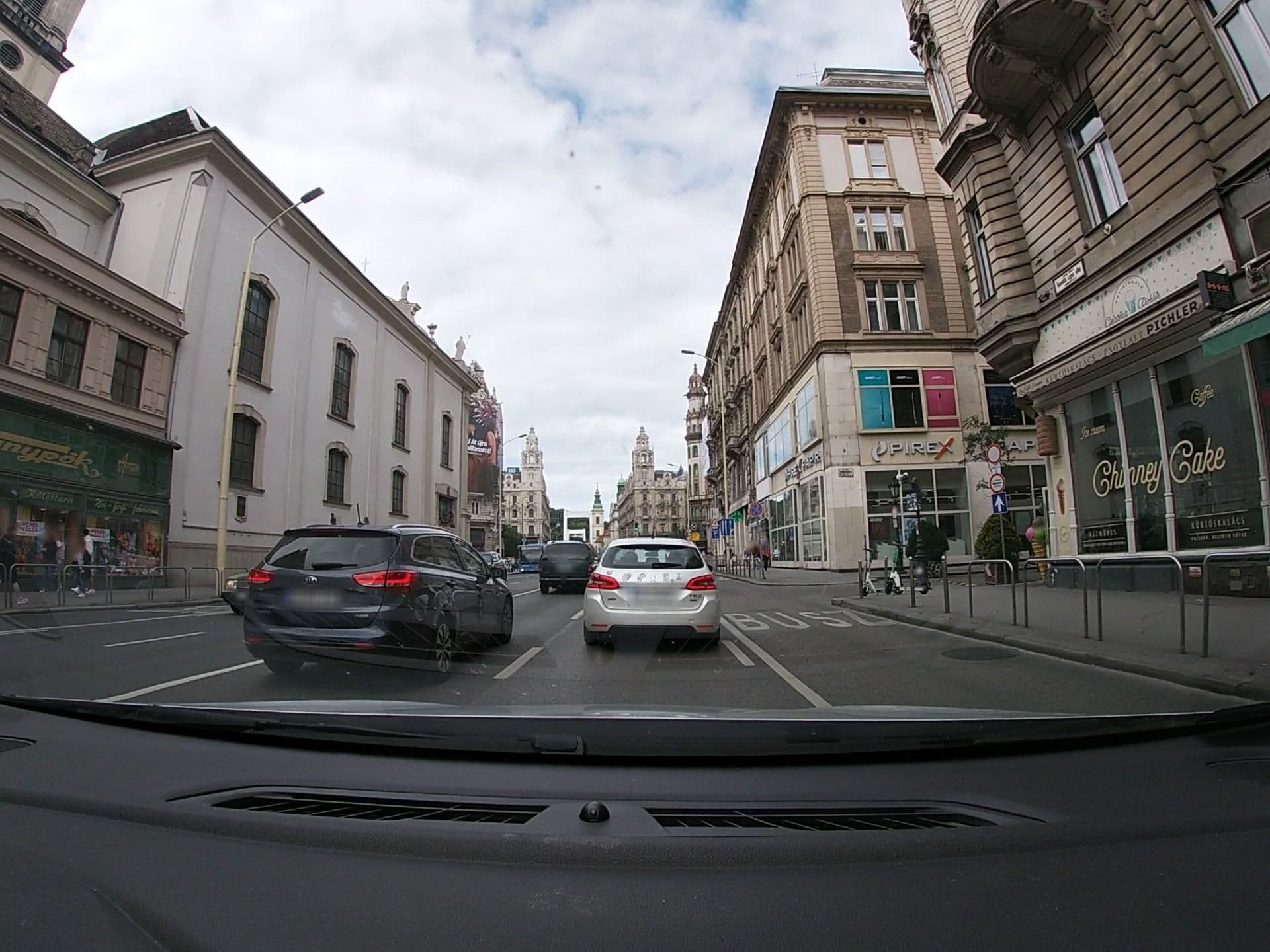 Street view near Base Budapest Hostel and backpackers, Palotanegyed — © vst (CC BY-SA · Mapillary)