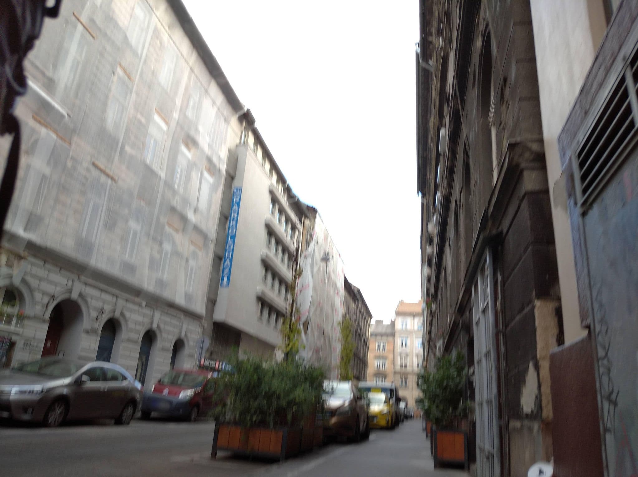 Street view near Potato Hostel, Budapest VI. kerület — © grozsa11 (CC BY-SA · Mapillary)