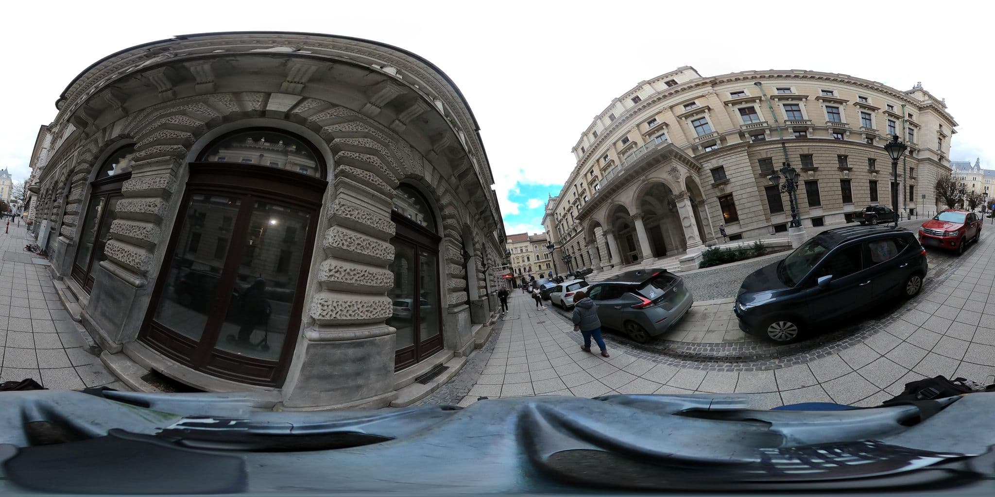 Street view near Jurma Apartman, Budapest V. kerület — © grozsa11 (CC BY-SA · Mapillary)